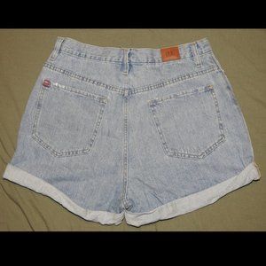 Urban Outfitters | BDG Light Wash Denim Shorts